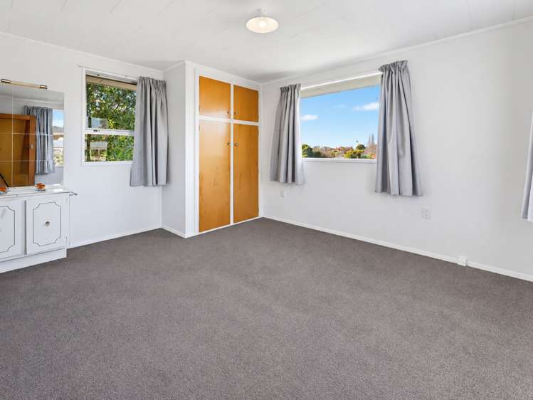 84 Grants Road Marchwiel_11