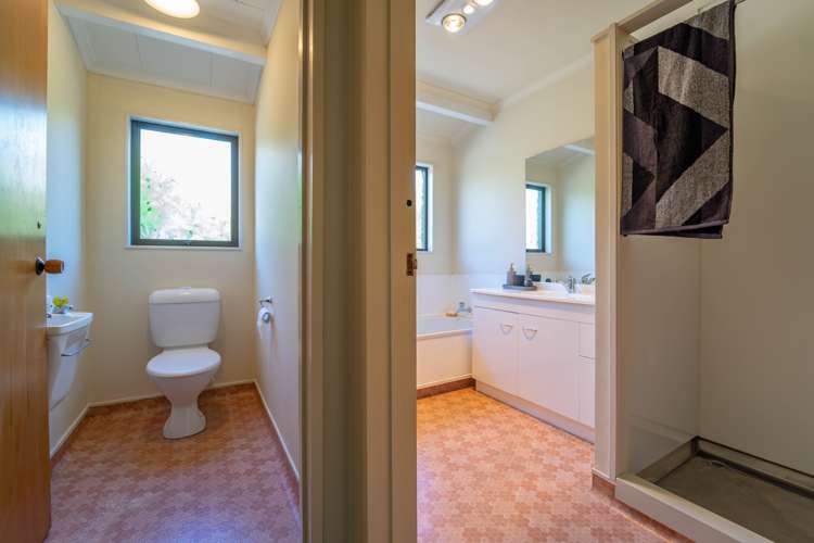 39 Farnham Drive Richmond_11