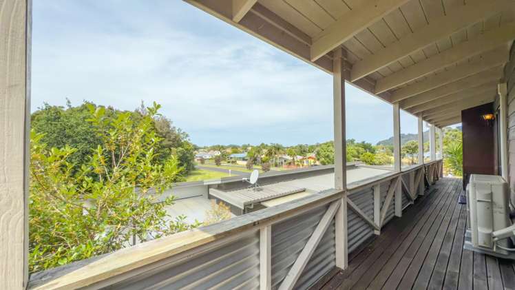 201b The Drive Whangamata_12