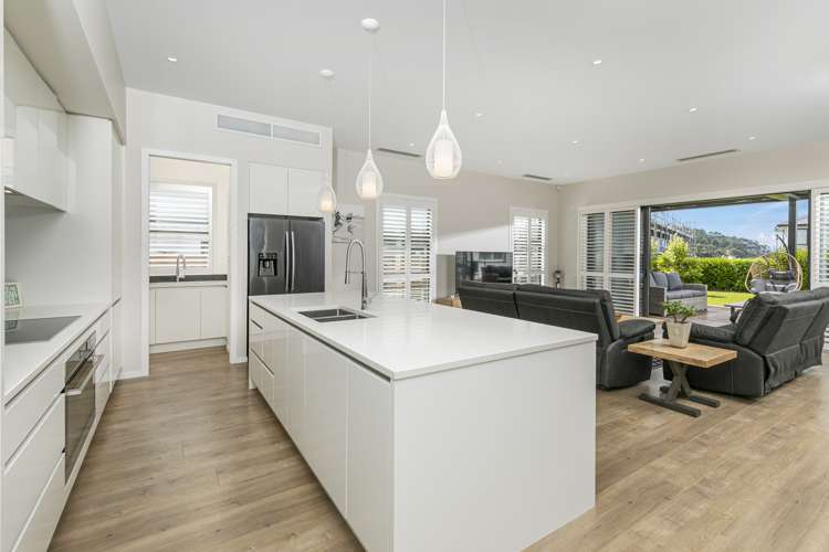 80 Riverhead Point Drive Riverhead_5