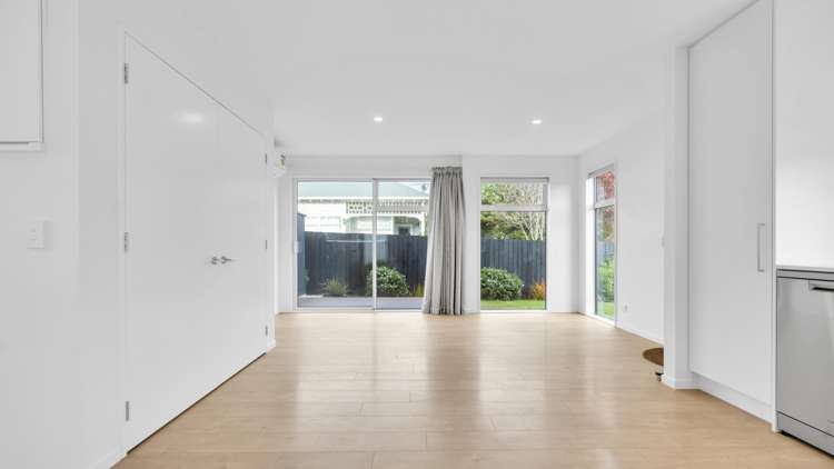 1/266 Selwyn Street_3
