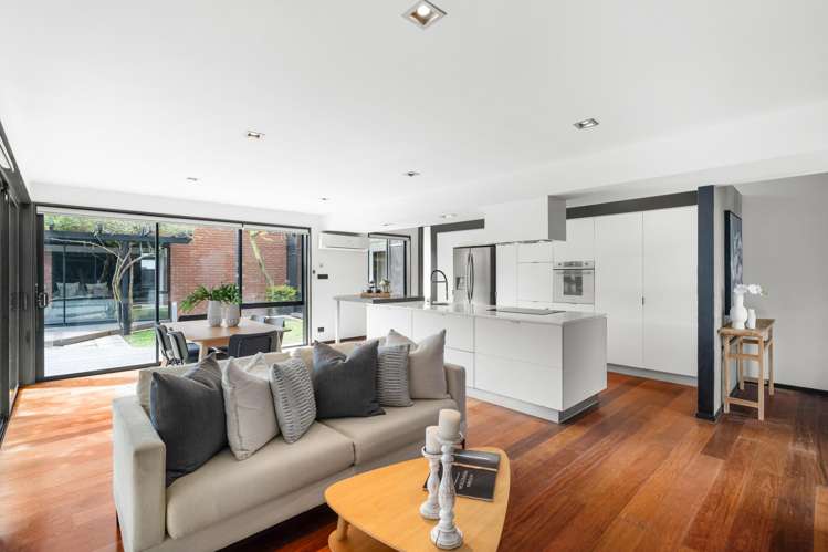 23 Ferdinand Terrace Yaldhurst_1