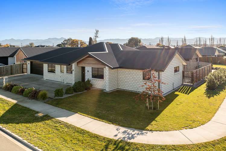 8 Nanchang Road Burleigh_25