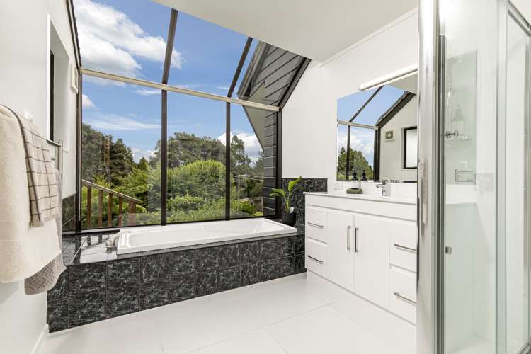 1439 Old North Road Helensville_17