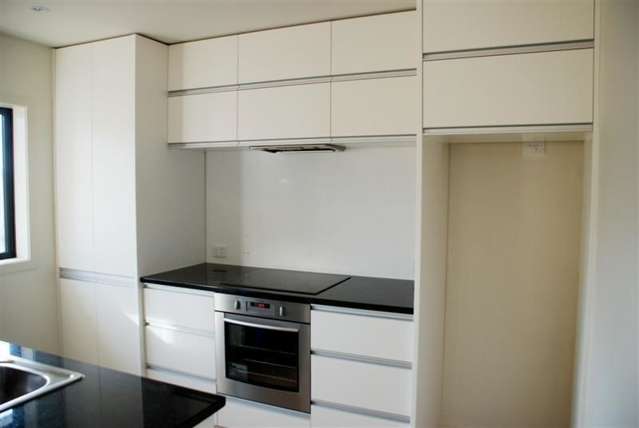 2c Margaret Alice Close Whalers Gate_3