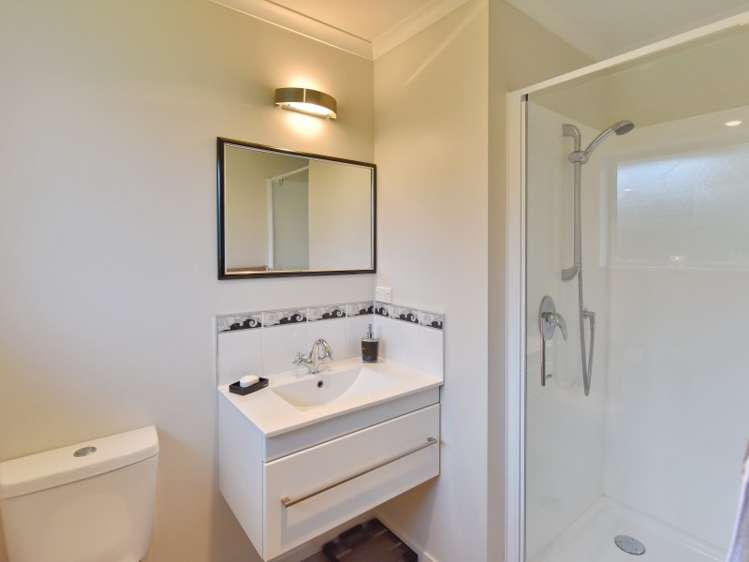 4 John Leith Place Leithfield_10