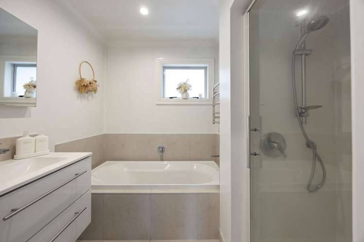 6 Erika Place Fairview Downs_14