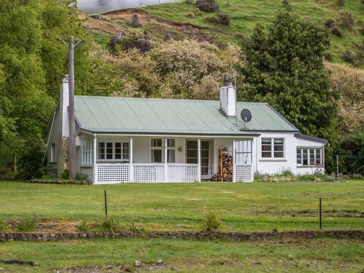 2081 Virginia Road Virginia_16