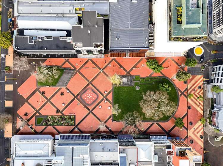 15/5 Garden Place Hamilton Central_7