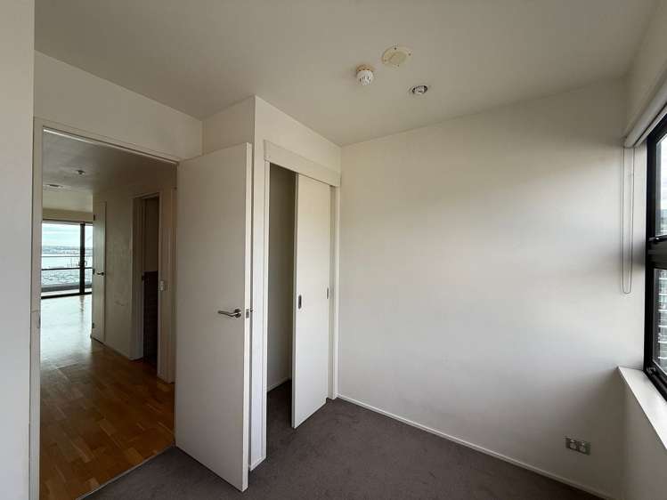 18 Beach Road Auckland Central_10