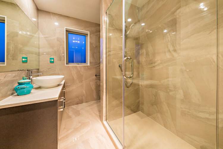 38 Pate Crescent Favona_9