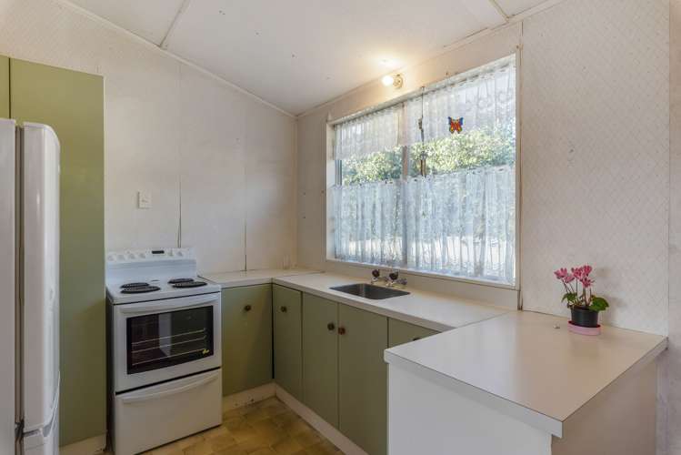 30 Kapiti Road Paraparaumu_12