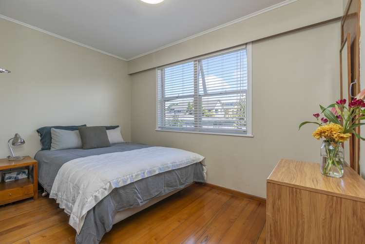 4/2a Peary Road Mount Eden_9
