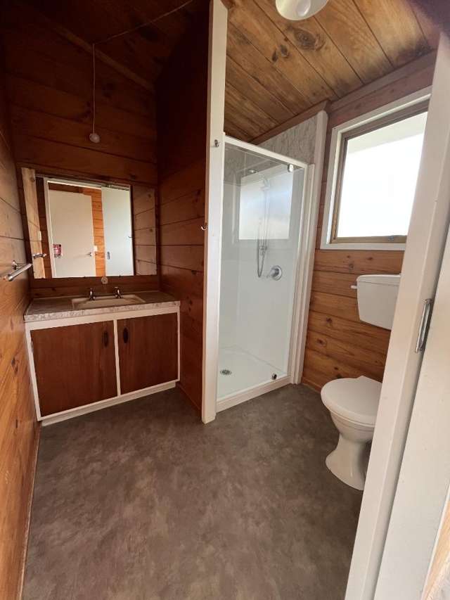 1/8 Charles Crescent 2774_3