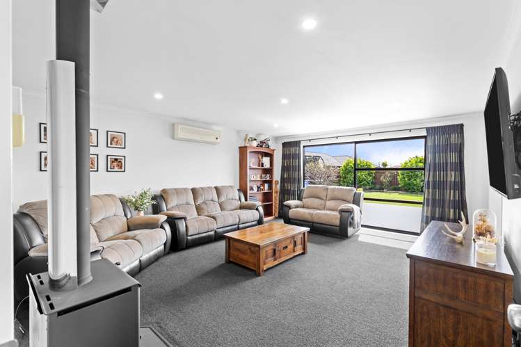 7 Nevada Way Kelvin Grove_13