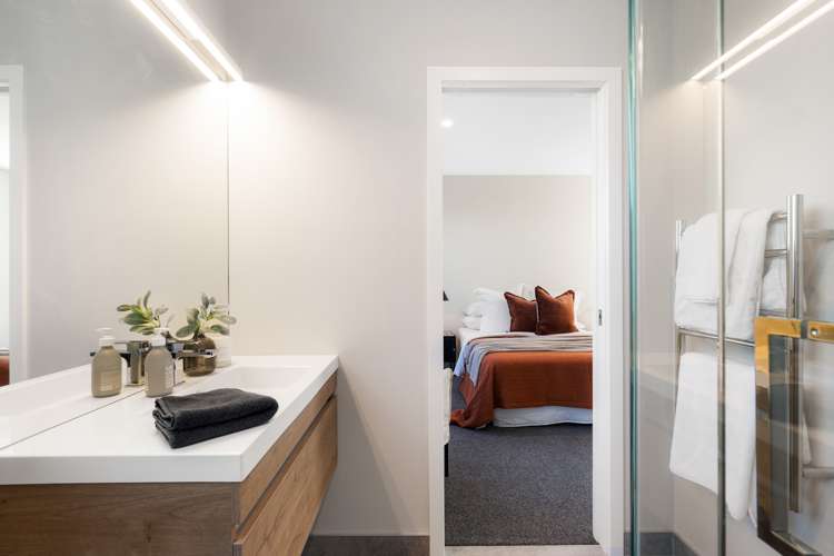 7/102 Eriksen Road Te Awa_10