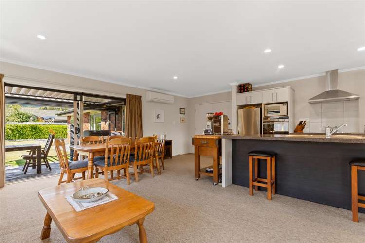 76 Covent Drive Stoke_23