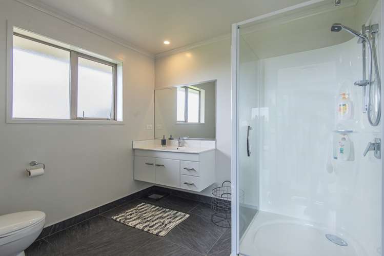 340 Pigs Head Road Hukerenui and Surrounds_9