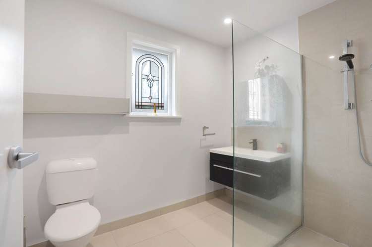 1 McIlroy Avenue Hillsborough_11