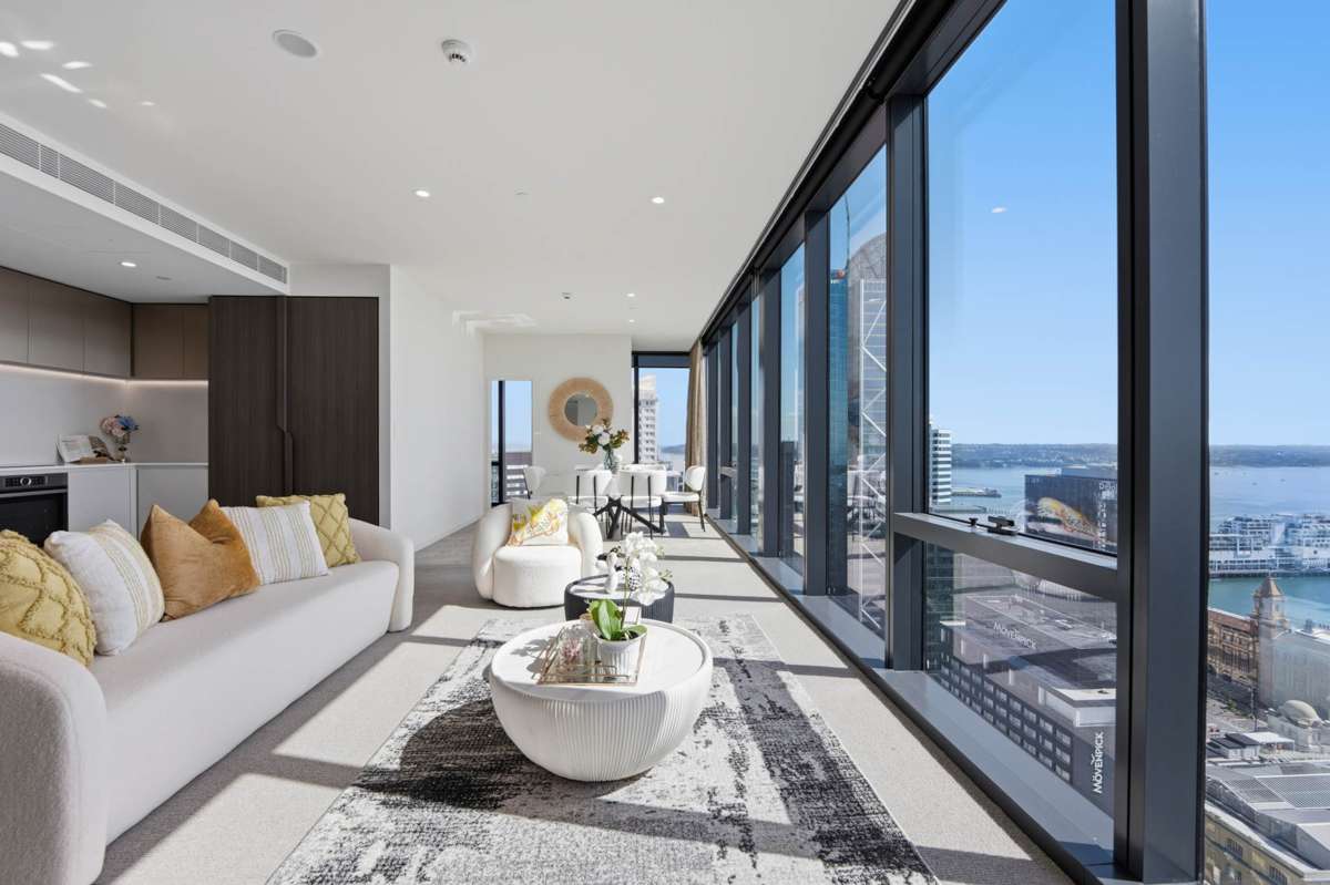 2801/10 Commerce Street_1