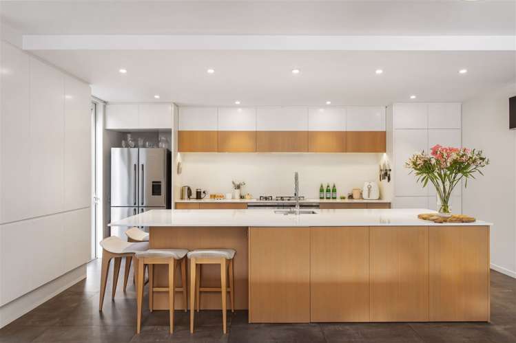 64 Kotare Street Fendalton_3