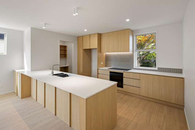 4/2 Woodstock Road Fairfield_3