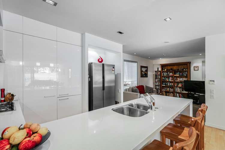 1b/11 George Street Newmarket_9