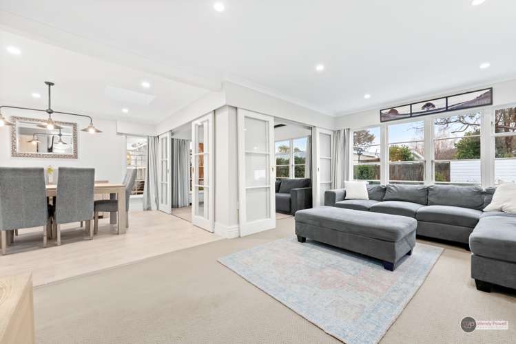 1057 Fergusson Drive Clouston Park Upper Hutt City Houses for