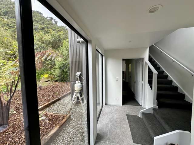 4 Horncastle Crescent Little Wanganui_4