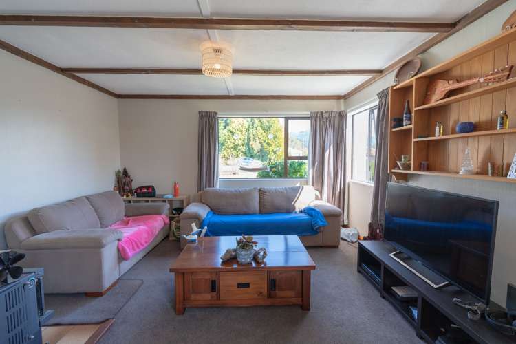39 Home Street Manapouri_6