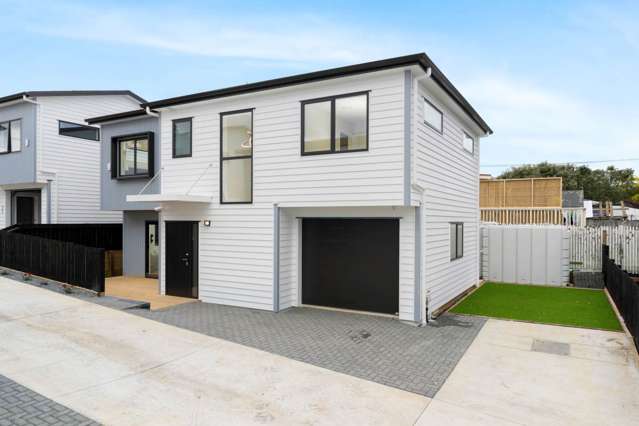 Modern Family Living in the Heart of Onehunga