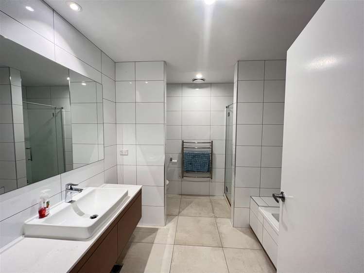 12 Kimiora Street Three Kings_8