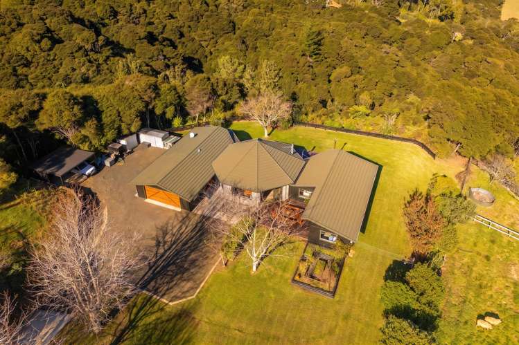 16 Tarapatiki Drive_3