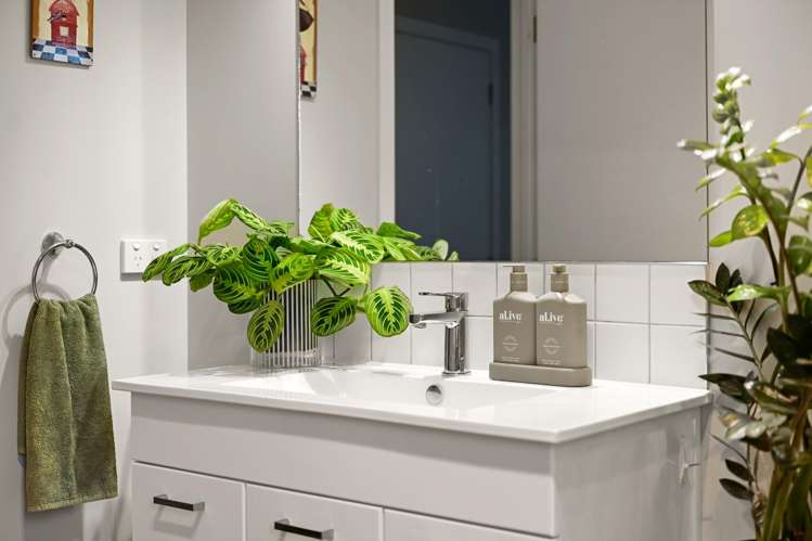 2/50 Kowhai Street Hamilton Lake_14