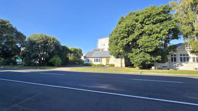 4 Willow Street Tauranga Central_1