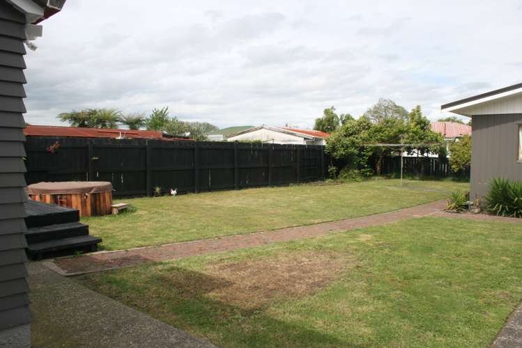 17 Domett Street Kawerau_14
