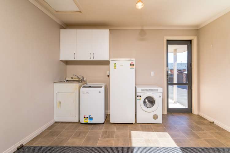 16 Ayr Street Mosgiel_17