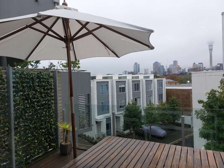 20k Fisher-Point Drive Auckland Central_8