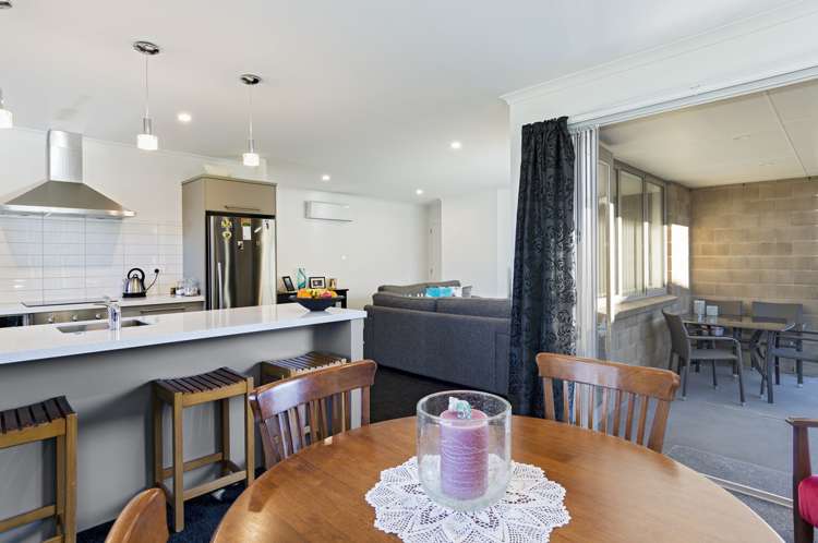 5 Bulkhead Lane Pyes Pa_17