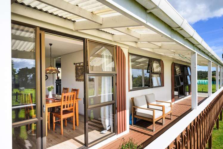 1528 State Highway 14 Maungatapere_13