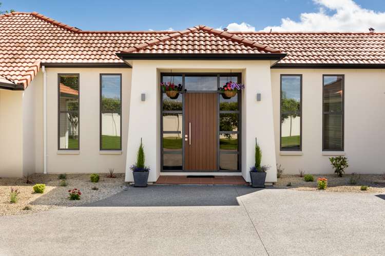 177 Mazengarb Road_0