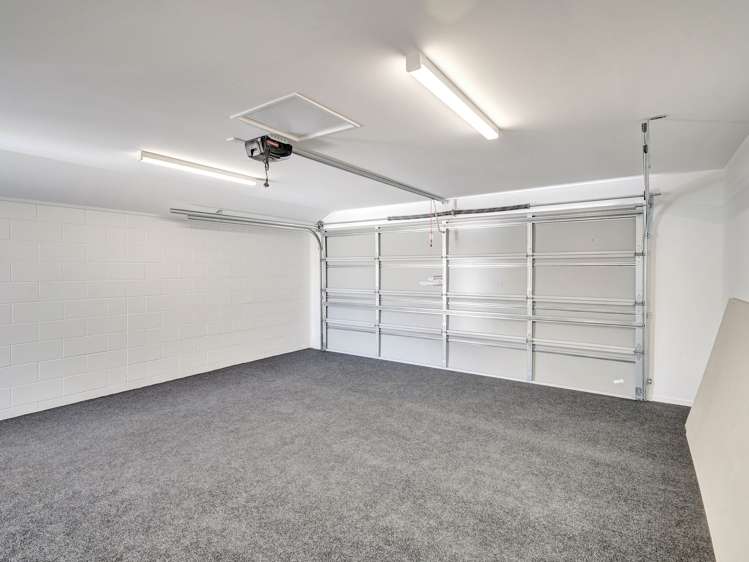 3 Eminence Drive Northwood_11