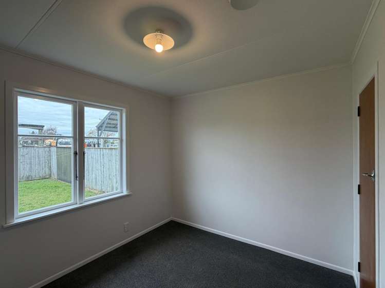  7 Haybittle Street Feilding_9