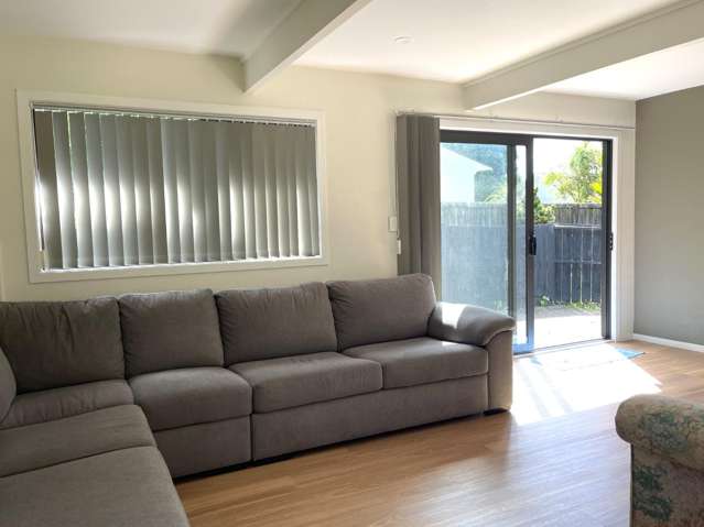 1/29 Camelot Place Glenfield_3