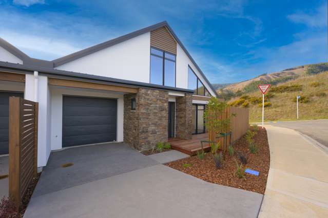 2 Hill Tops Way, Montebello Stoke_2