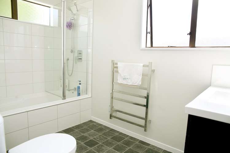 2/55a Maich Road Manurewa_8