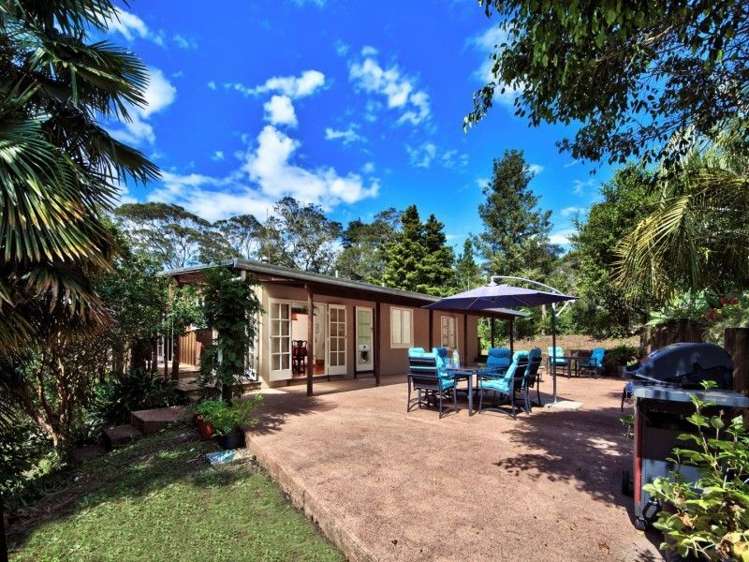 663 Huia Road Parau_14