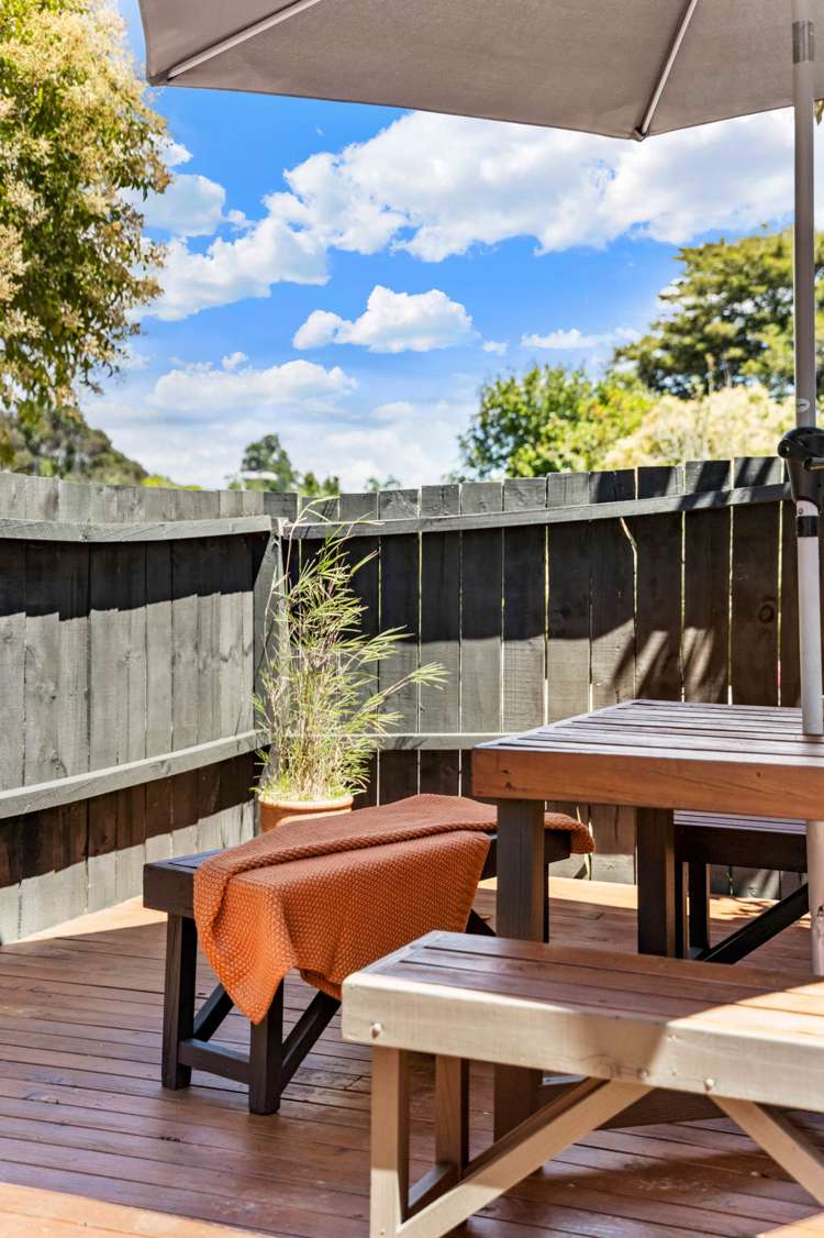 1/6 Kororo Street Northcote_11