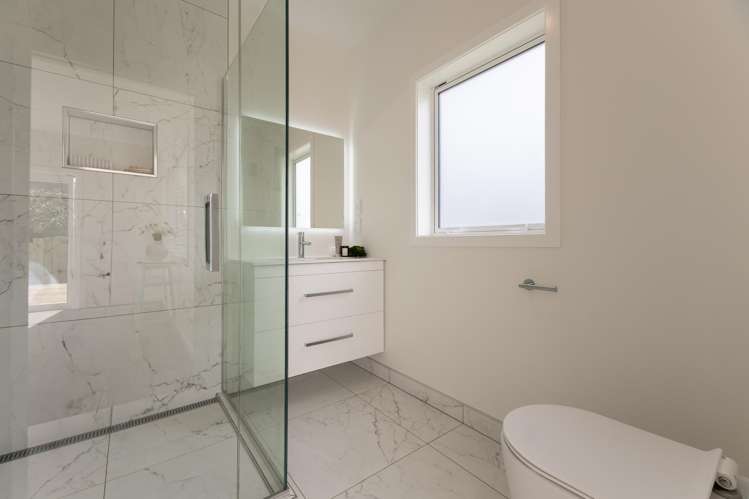 23 Frimley Terrace Waikanae Beach_19