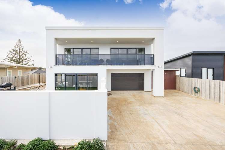 29a Marine Parade South Foxton Beach_33